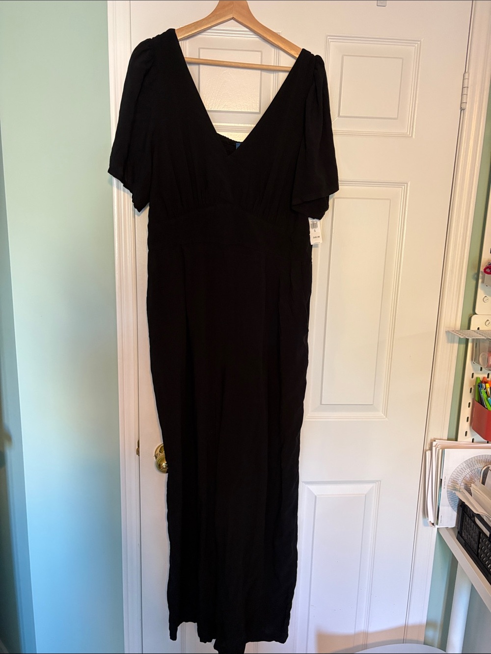 Old Navy Black V-Neck Maxi Dress with Flutter Sleeves